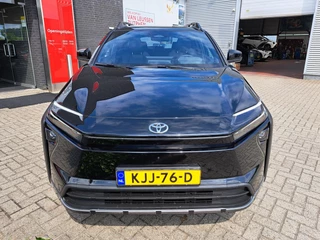 Toyota bZ4X Touring Executive AWD 75 kWh PANODAK JBL-AUDIO 1500KG TREKGEW STOELVERW/KOELING STUURVERW BLIND SPOT WARMTEPOMP EL-ACHTERKLEP / 6