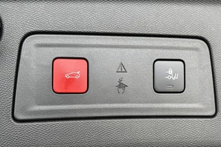 Peugeot 508 SW 1.6 HYbrid GT Line 225 PK Stoelverwarming Keyless Achteruitrijcamera / 38