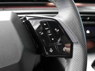 Peugeot 3008 1.2 Hybrid 136 GT | Demo | Stoel en stuurverwarming | Led | Navigatie | Achteruitrijcamera | Keyless entry en start | Parkeersensoren voor en achter | Climate control | Adaptive cruise control / 23