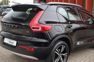 Volvo XC40 T4 Momentum | Stoelverwarming | Trekhaak | Parkeercamera | Keyless / 11