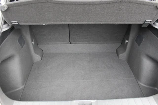 Lexus LBX 1.5 Cool 2WD / 28