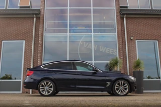 BMW 3-serie Gran Turismo 320i High Executive | Sport Line | NL auto | Keyless entry | Panoramadak | Xenon | HiFi audio | Navigatie Professional | Cruise control | M-sportstuur | PDC / 8