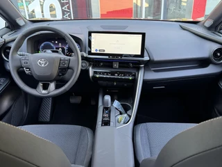 Toyota C-HR 2.0 Plug-in Hybrid 220 Executive NIEUW UIT VOORRAAD LEVERBAAR!! / 12