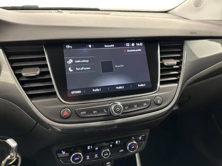 Opel Crossland 1.2 Turbo Elegance TREKHAAK CAMERA CARPLAY NAVI ECC LM CRUISE. / 33