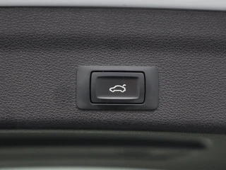 Audi A6 Avant 55 TFSi 367 Pk e quattro Competition | Trekhaak | Stoelverwarming | Cruise Control | Climatronic | Matrix LED | Navigatie | CarPlay | 20 Inch / 20