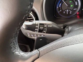 Hyundai Kona 1.6 GDi HEV Fashion Automaat  KRELLAUDIO/CAMERA/DODEHOEK/KEYLESS/NAVI/HUD/ADAPT.CRUISE / 50