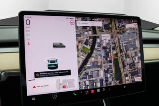 Tesla Model 3 Long Range AWD 75kWh 89% SOH FSD 3 l Autopilot l Pano / 15