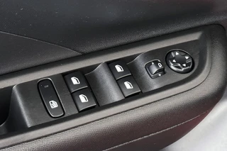 Opel Frontera Electric Edition 44 kWh Camera Apple CarPlay Navigatie / 27