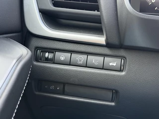 Nissan Qashqai N-Connecta 1.3 MHEV 158PK Xtronic Automaat Navigatie, Rondomzichtcamera, Keyless, Panoramadak, Elektrische Kofferklep, Cold Pack / 20