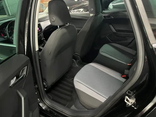 Seat Arona 1.0 TSI Xcellence Launch Edition / Navi /Apple Carplay / 12