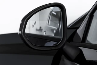 Lynk & Co 01 1.5 PHEV 276 PK More | S/K-panodak | Dig. Cockpit | Stoel-+Stuurverw. | 360 Camera | Adapt. Cruise | Memory | Elek. klep | LM 20" | 5359 / 28