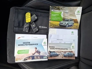 Škoda Karoq 1.5 TSI ACT Style Pano 360° Carplay Trekhaak Business Sportline / 31