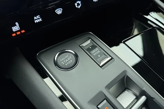 Peugeot 508 1.6 HYbrid 180 e-EAT8 Allure Avantage | NIEUW | Nieuwprijs: € 53.037 | tot 68km elektrisch WLTP | AGR Comfortstoelen | Stoelverwarming | Elektr. achterklep | Achteruitrijcamera | Adaptieve Cruise Control / 35