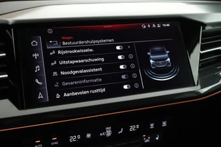Audi Q4 Sportback e-tron 40 S edition 77 kWh SOH 93% Trekhaak Camera HUD Sonos Panoramadak Stoelverwarming Navigatie S-Line / 40