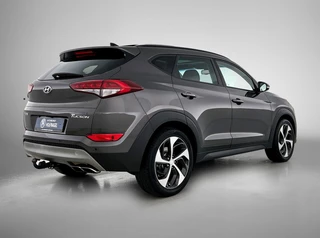 Hyundai Tucson 1.6 T-GDi Comfort 4WD | Trekhaak | Schuifdak | Camera | Stoelverwarming | / 2