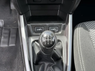 Suzuki Vitara 1.0 Boosterjet Select / 10