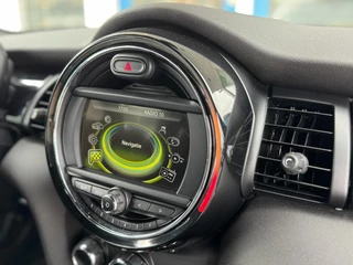 MINI Cooper Cabrio 1.5 Cooper Chili Serious Business I LED I Leer I Stoelverw. I Climate contr. / 29
