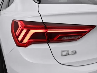 Audi Q3 Sportback 45 TFSI e S-Line Pano | Cruise | Camera | Navi | CarPlay/Andro / 12