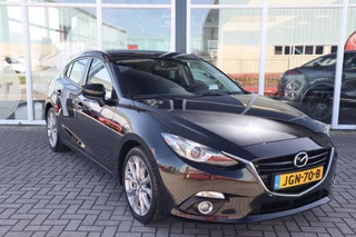 Mazda 3 2.0 SkyActiv-G 120 SkyLease+|Camera|Navi|Cruise control| / 18