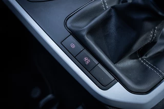 Seat Arona 1.0 TSI Style | Camera | App-connect | Parkeerhulp | Cruise control | LED | DAB+ | / 43