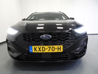 Ford Focus Wagon 1.0 EcoBoost Hybrid ST Line NAVI/CAMERA/ADAPT.CRUISE/LED/17"LMV! / 37
