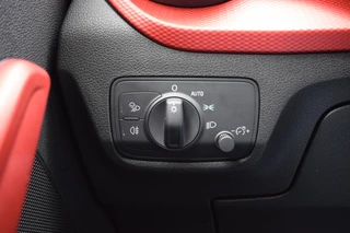Audi Q2 30 TFSI Design Pro Line Plus | Stoelverwarming | Cruise | Navi | Climate / 26