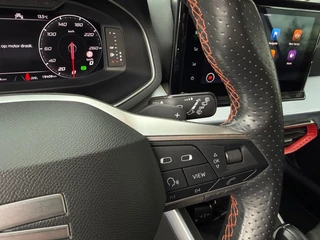 SEAT Arona 1.5 TSI FR Launch Edition 150PK Automaat Camera Sportstoelen Navi Apple Carplay Android Auto / 24