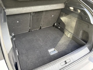 Peugeot 3008 1.2 Hybrid 136 GT | Full LED | Elektr. achterklep | Stoel- & stuurverwarming | Achteruitrijcamera | Keyless | Adaptieve Cruise / 15