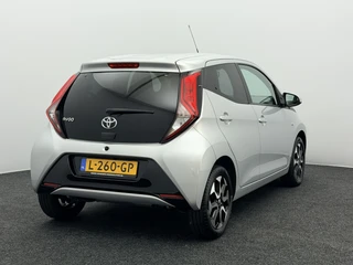 Toyota Aygo 1.0 VVT-i x-joy Automaat | ClimaTronic | Camera | Carplay&Android / 4