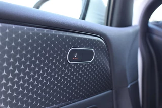 Mercedes-Benz B-Class 200 Luxury Line Panoramadak / Stuurwielverwarming / Stoelverwarming / 45