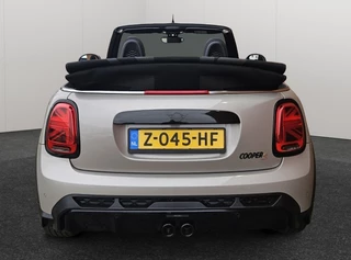 Mini Cabrio 2.0 John Cooper Works S Cabrio | Automaat | Sportstoelen | Carplay/Android Auto | Cruise Control / 10