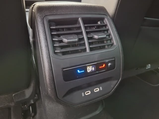 Cupra Leon 1.5 eTSI Business Intense AUT.* Navigatiesysteem * Elektrische stoelen met memory * Parkeercamera * / 12