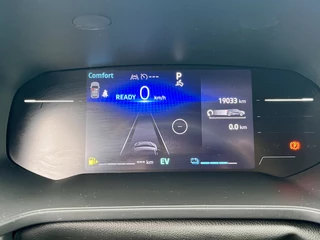 Renault Captur 1.6 E-Tech Full Hybrid 145 Techno  | Stoel+Stuurverwarming | Climate Control | Draadloze Telefoonlader | Camera + Sensoren | Two-Tone | Apple CarPlay/Android Auto / 16