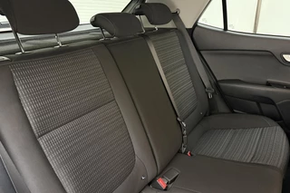 Kia Stonic 1.0 T-GDi 100pk MHEV Dynamic Plus Line | Kia Garantie 2028 | Navigatie | Camera | Climate control | Cruise control | Parkeersensoren | Keyless Start + Entry / 15