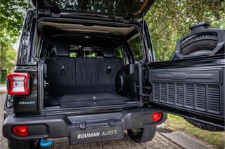 Jeep Wrangler Unlimited 4xe 380 Sahara  Adaptive Cruise Alpine / 29