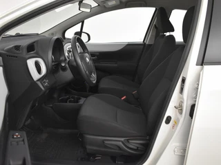 Toyota Yaris 1.5 Hybrid Lease | Navigatie | Camera | Climate | / 12