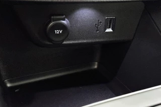 Opel Mokka-e Elegance 50-kWh 11kw bl. Apple CarPlay Achteruitrijcamera / 32