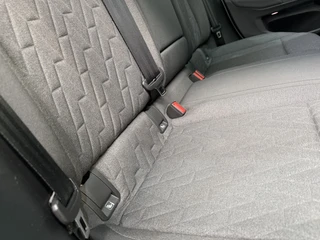 Volkswagen Golf Variant 1.5 eTSI 150pk DSG Style Pano dak / 31