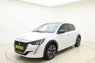 Peugeot 208 1.2T 100pk GT | Afneembare Trekhaak | Achteruitrijcamera | Panoramadak | Cruise control | Airco | Stoelverwarming | Climate control | Interieurverlichting | Stuurbediening | Sportstuurwiel |
