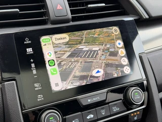 Honda Civic 1.0 i-VTEC Aut. Pano Trekh. Camera CarPlay ACC LED Navi / 27