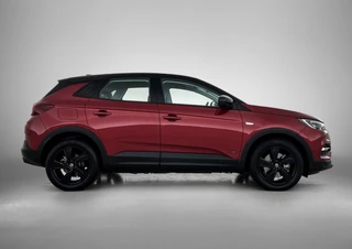 Opel Grandland X 1.6 Turbo Hybrid4 Business Elegance | Automaat | Cruise control | Stoelverwarming | Parkeersensoren / 9