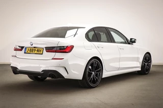 BMW 3-serie 318i M-Sport Executive Edition | AUDIO MEDIA- PACK | DRAADLOZE LADER | DAB | APPLE | CAMERA | 19" / 2