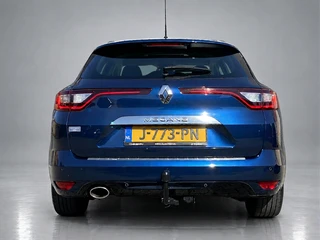 Renault Mégane Estate 1 .3 TCe Bose 160 pk AUT. | navigatie | cruise control | trekhaak | bose audio | keyless | privacy glas / 7