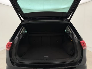 Volkswagen Tiguan 1.5 TSI ACT Comfortline | Automaat | Adaptive Cruise | Stoelverwarming | CarPlay | Camera | Trekhaak / 13