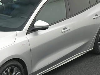 Ford Focus Wagon 1.0 EcoBoost Hybrid ST Line X Navigatie | Trekhaak | Panodak | / 50