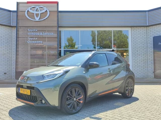 Toyota Aygo X LIMITED AUTOMAAT CABRIO NL-AUTO 18"LM-VELGEN PRIVACY-GLASS JBL-AUDIO HALF-LEDER STOELVERW.