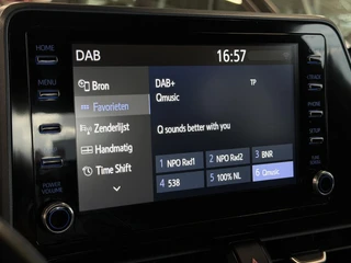 Toyota C-HR 2.0 Hybrid Dynamic | Winterpakket | Camera | PDC | Carplay | All-Season | LED ( Vestiging - Vianen) / 21