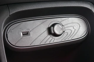 Dongfeng Box Premium Edition 42 kWh / Dongfeng Amsterdam / 39