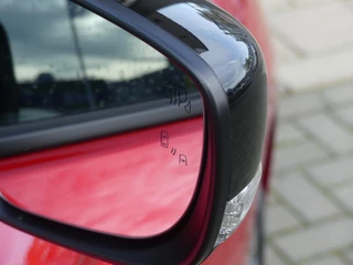 Suzuki Swift 1.2 Style Smart Hybrid / 13