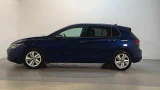 Volkswagen Golf 1.0 TSI 110pk Life Sfeerverlichting Navigatie Camera App-Connect / 13